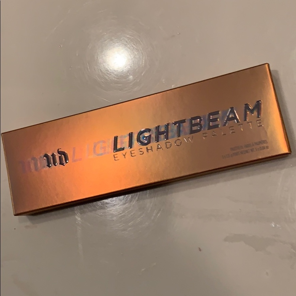 Urban Decay Lightbeam Eyeshadow Palette